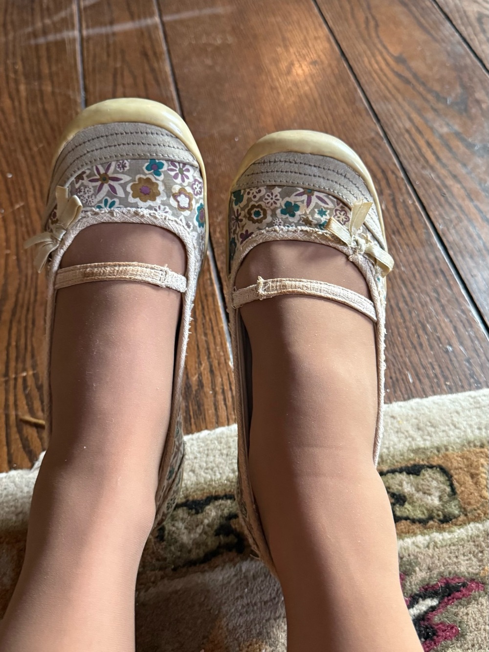 Y2K MUDD Floral Mary Jane Shoes in Cream and Yellow